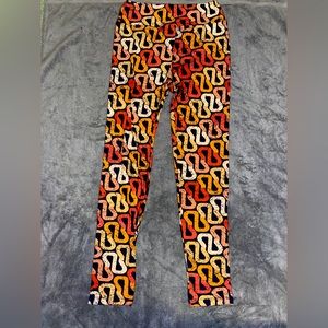 LuLaRoe (Onesize) Warm Colored Patterned Leggings